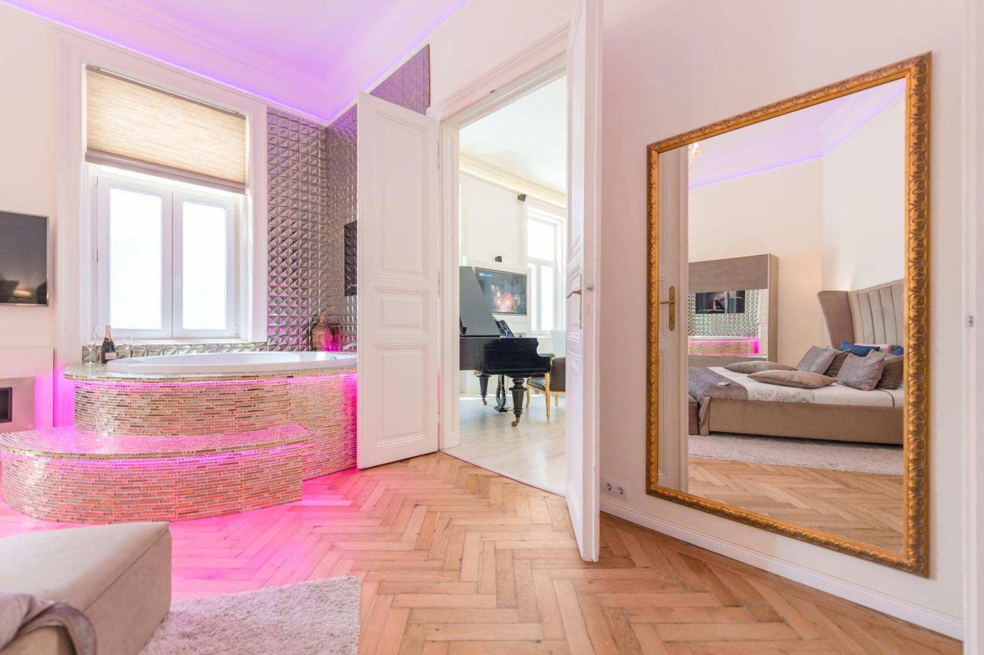 Budapest Eye Presidential With Jacuzzi & Sauna Exterior photo